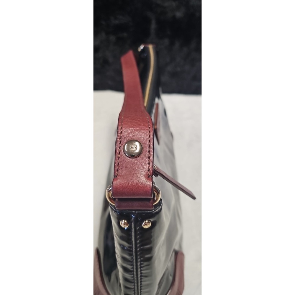 KATE SPADE GLOSSY PATENT LEATHER Med. BAG PURSE Black with Reddish Brown Corners - Picture 5 of 9